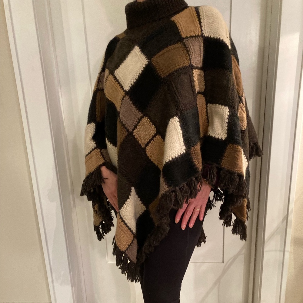 Ralph Lauren Vintage Hand Knit Wool Turtleneck Poncho (M/L)